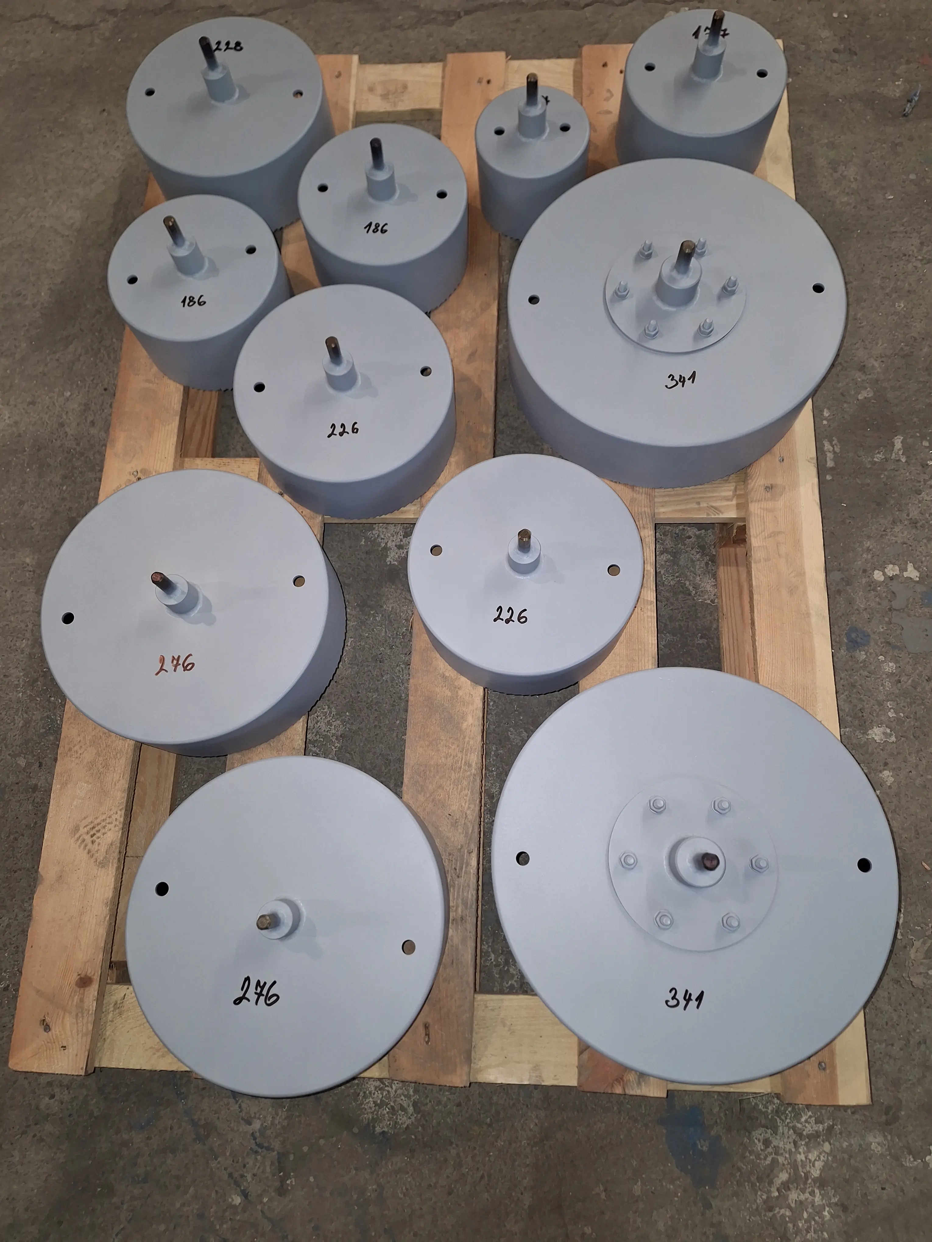 Vykružovací vrtáky